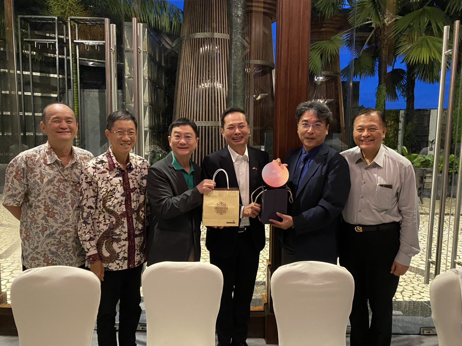 616793827 1305210224985865 1122098032693289765 N